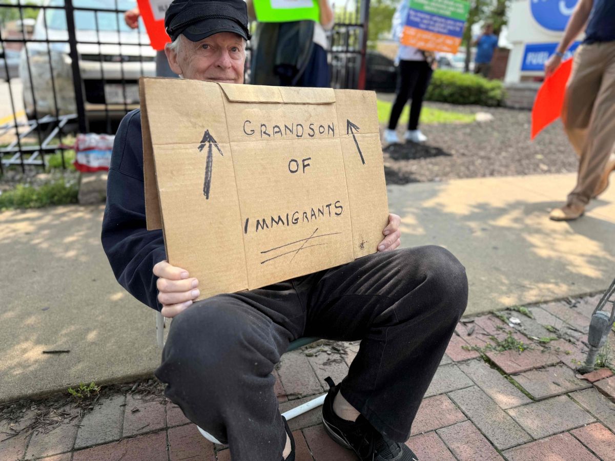 Manifestantes repudian acciones de ICE en Price Hill