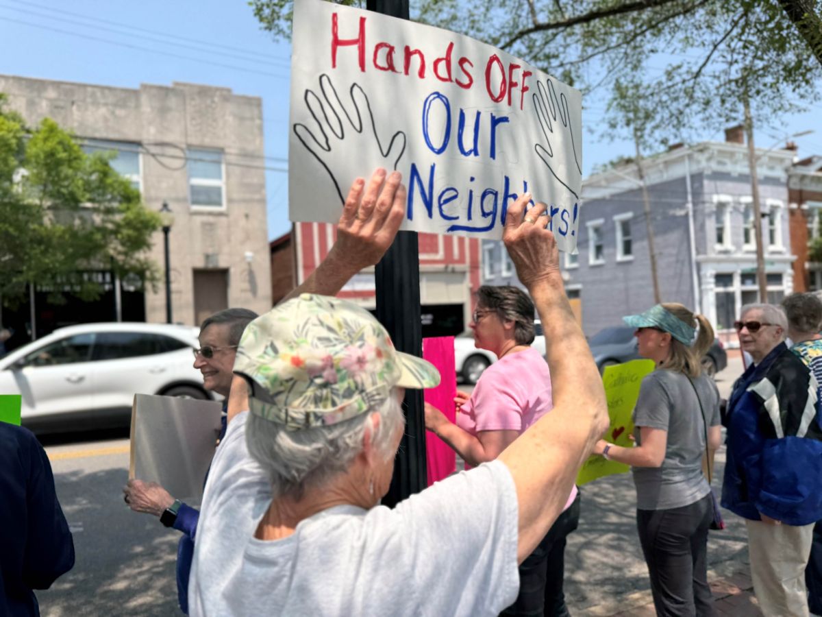 Manifestantes repudian acciones de ICE en Price Hill