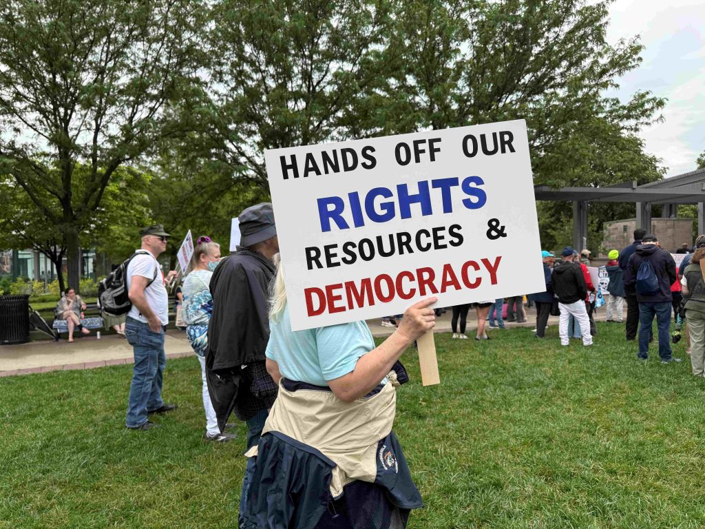 Trump impone proyecto migratorio; estallan protestas en Los Ángeles