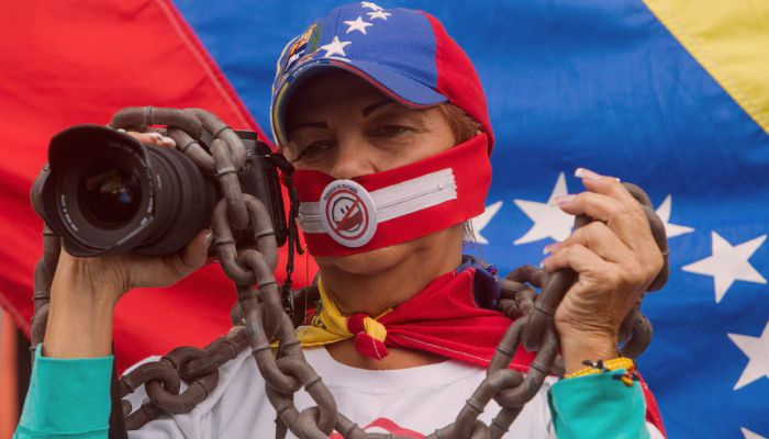 Prensa en Venezuela bajo constante asedio