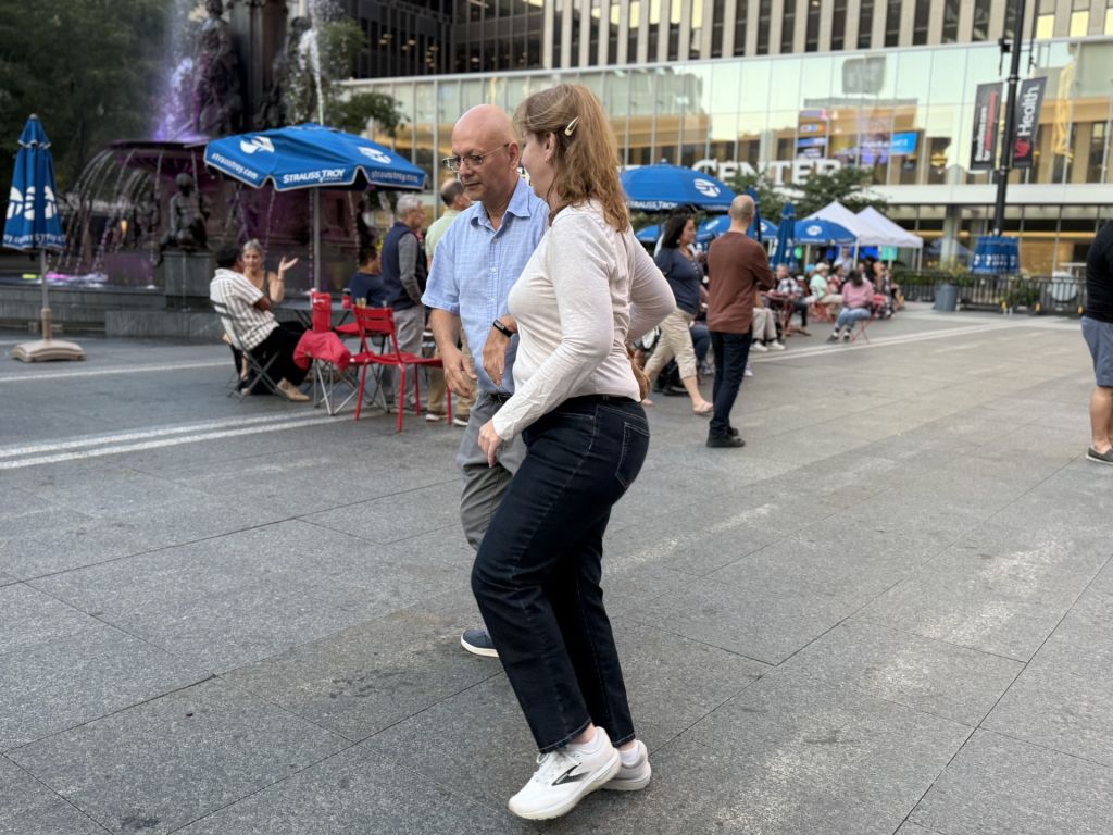 “Salsa on the Square” despide su temporada 2025
