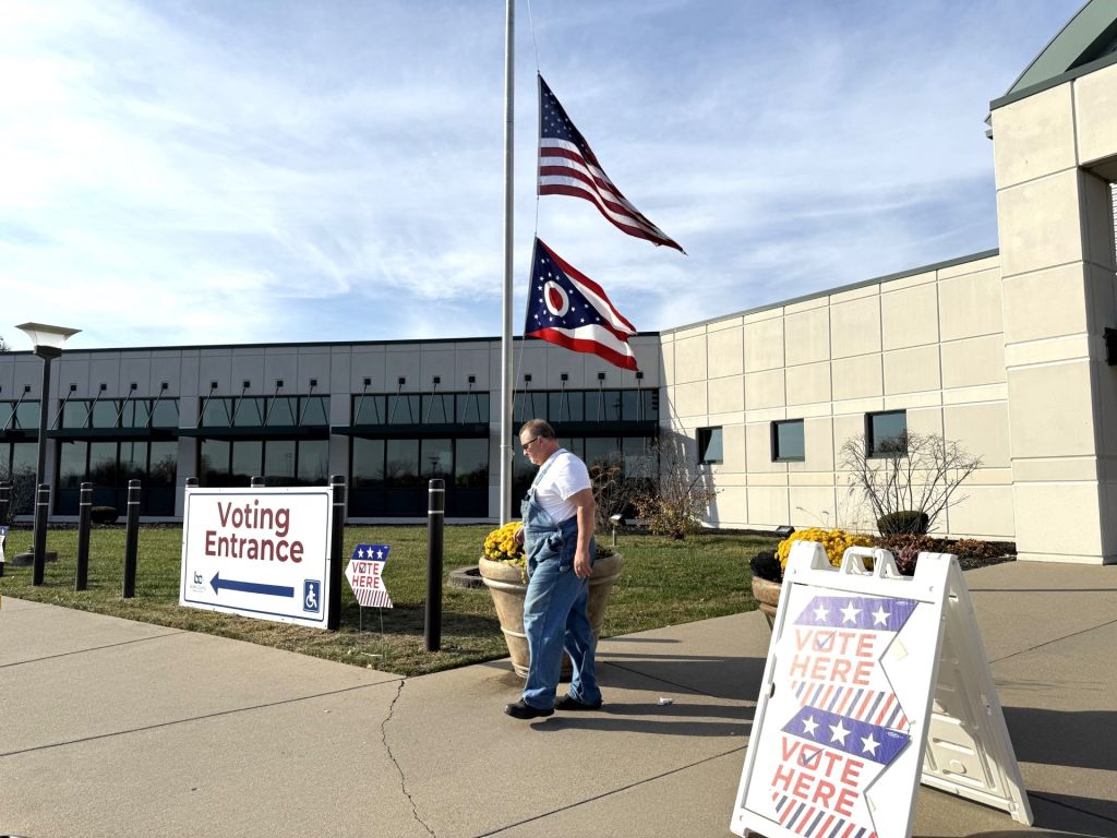Secretario LaRose reitera importancia de reportar irregularidades