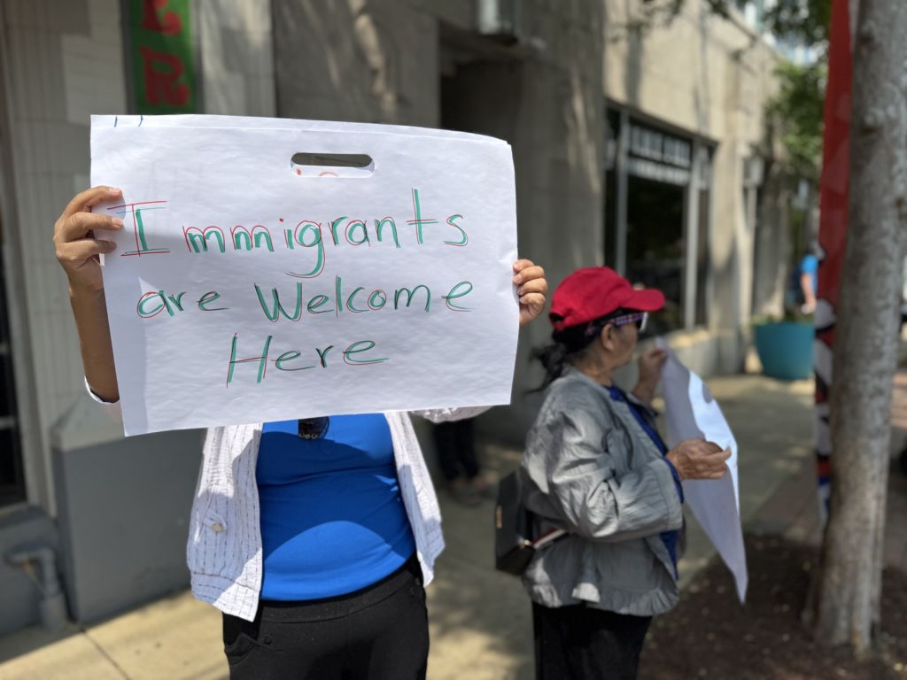 Organizaciones reaccionan ante acciones de inmigración en Columbus