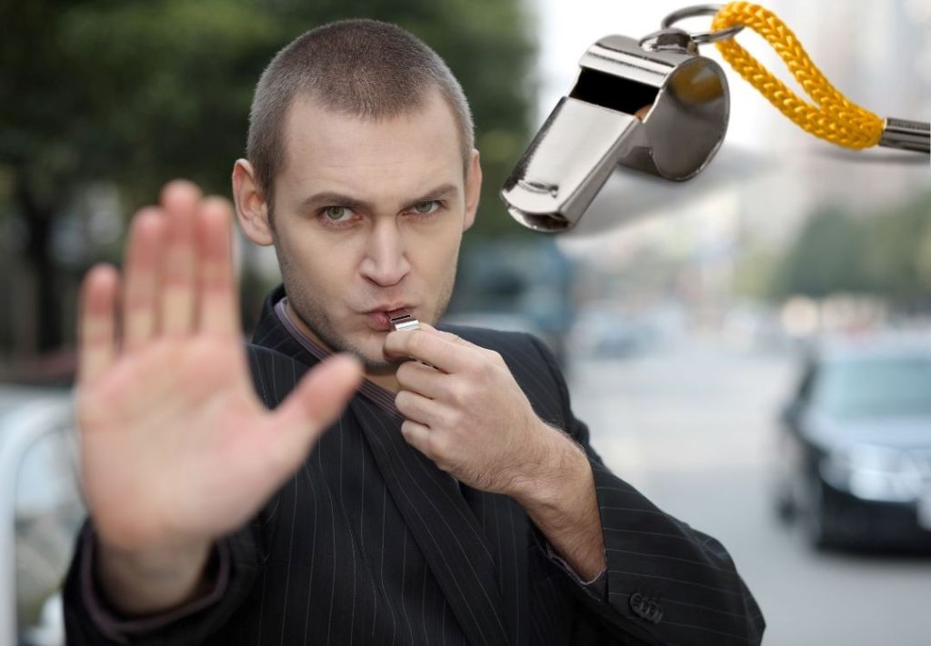 ¿Qué se debe hacer frente a acciones de ICE en sitios públicos?